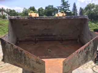 Concrete Bucket, Manual Pour, 3/4 Yard 3