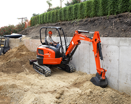 Mini Excavator Digger Rental, 3.5 Ton Takeuchi 11' Depth. 4